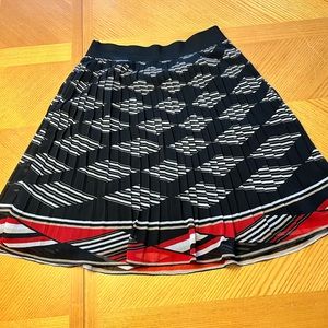 White House Black Market pleated work skirt